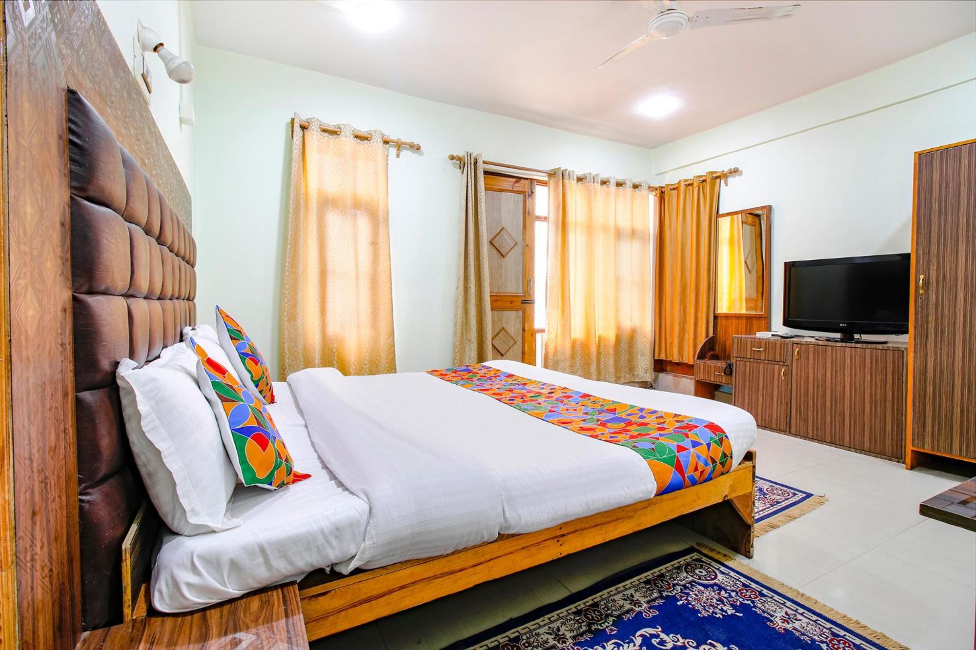 Fabhotel Grand Comforts Haidarpur Exterior foto